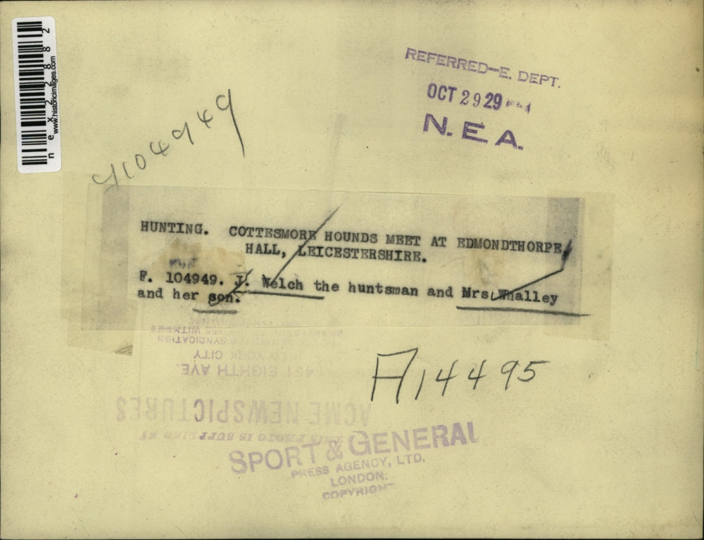 1929 Press Photo J Welch Mrs Whalley Cottesmore Hounds Hunting Leicestershire