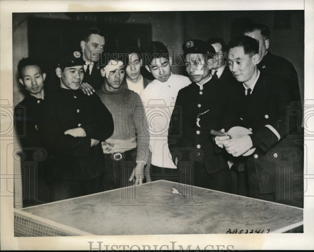 1939 Press Photo Survivors Mine Blasted Japanese Liner Terukuni Maru in England