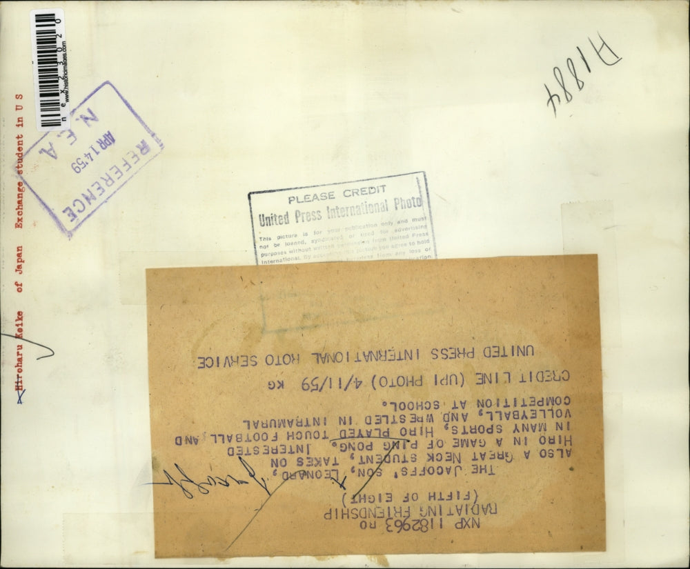 1959 Press Photo Leonard Jacoff plays ping pong with Hiroharu Keike