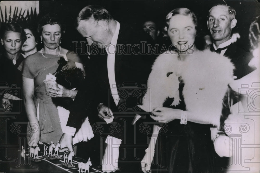1936 Press Photo Charity Ball , Cairo Egypt Sir Miles Lampson at Semiramis Hotel