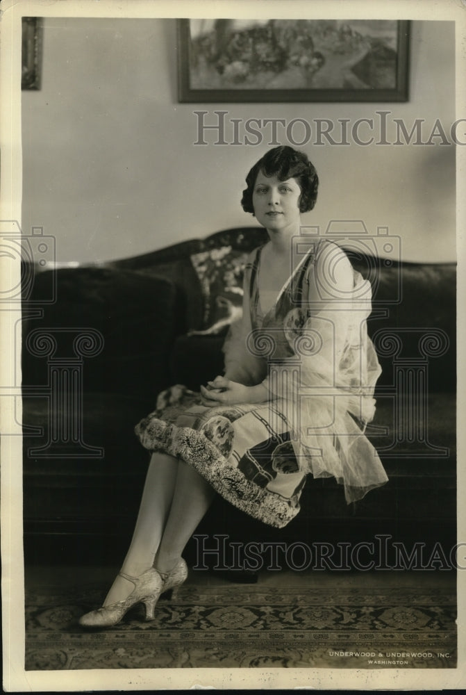 1926 Press Photo Mrs Floyd R Harrison wife of War Finace Corp director