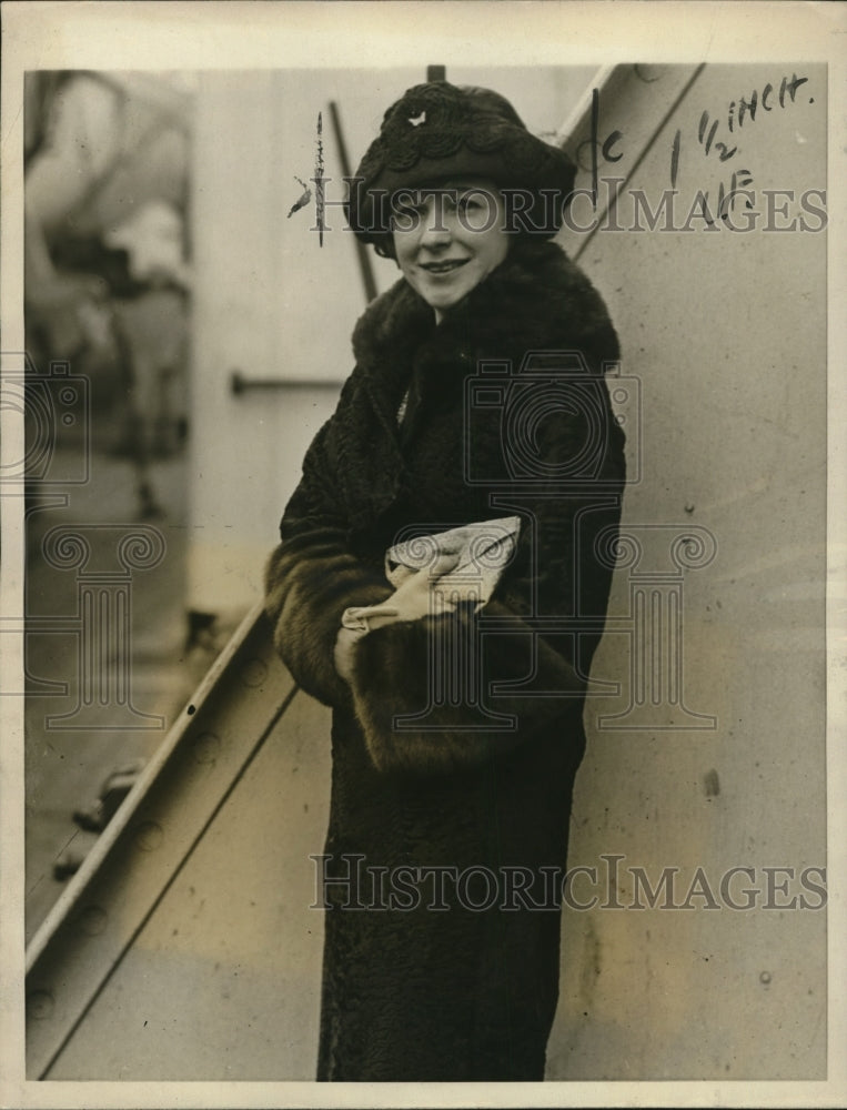 1923 Press Photo Mrs Florence Leeds aboard the SS Majestic