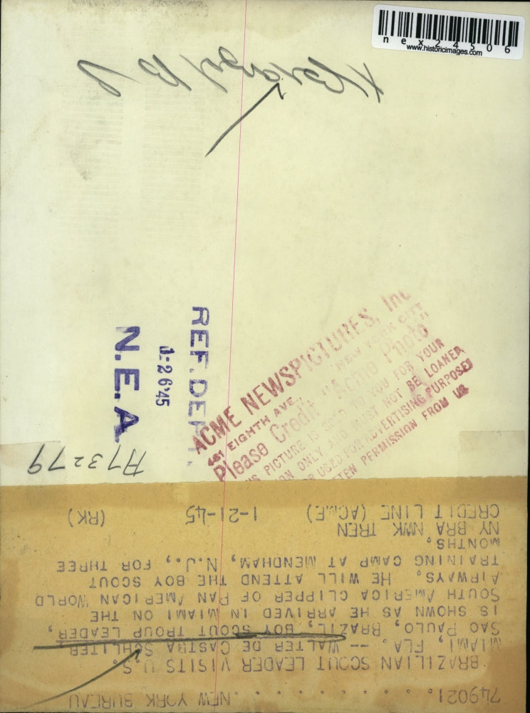 1945 Press Photo Walter De Castra Schliter Boy Scout Troop Leader