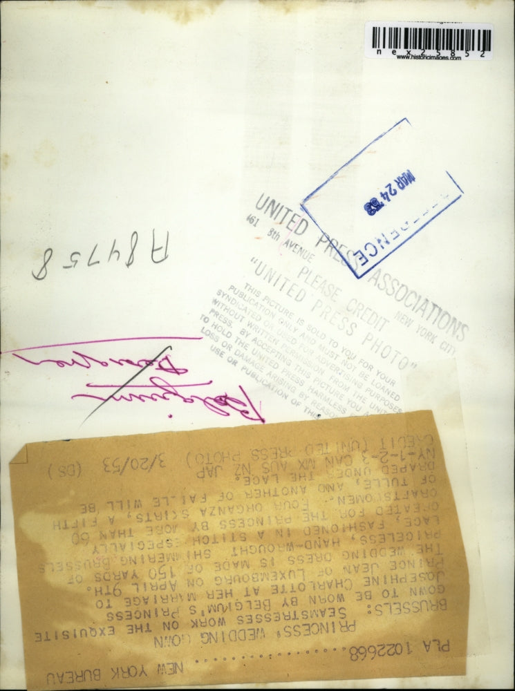 1953 Press Photo seamstresses work on Princess Josephine Charlotte wedding gown