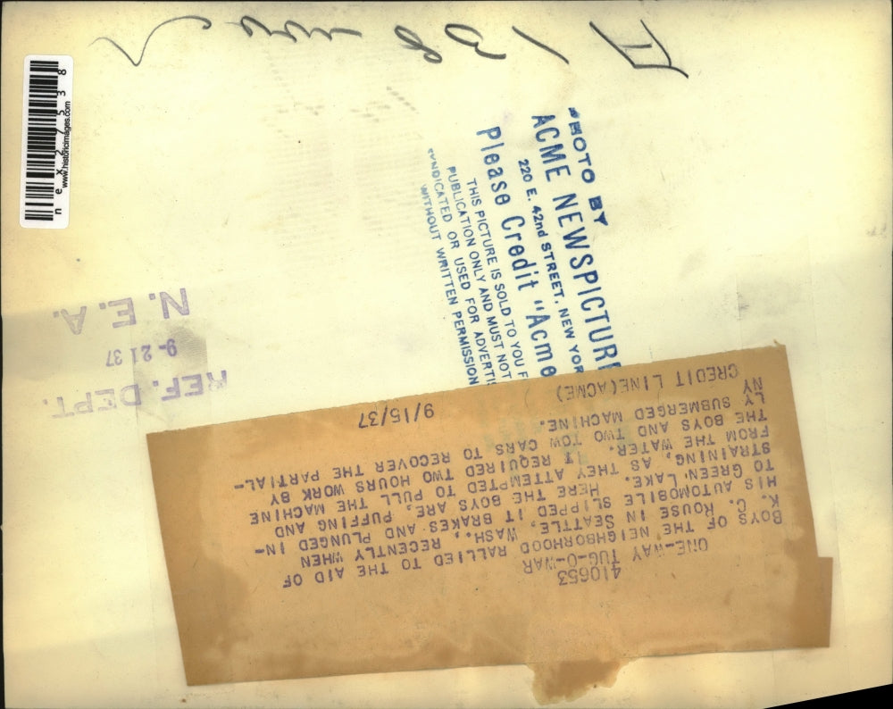 1937 Press Photo Boys of the neighborhood rallied to the aid of K.C. Rouse in