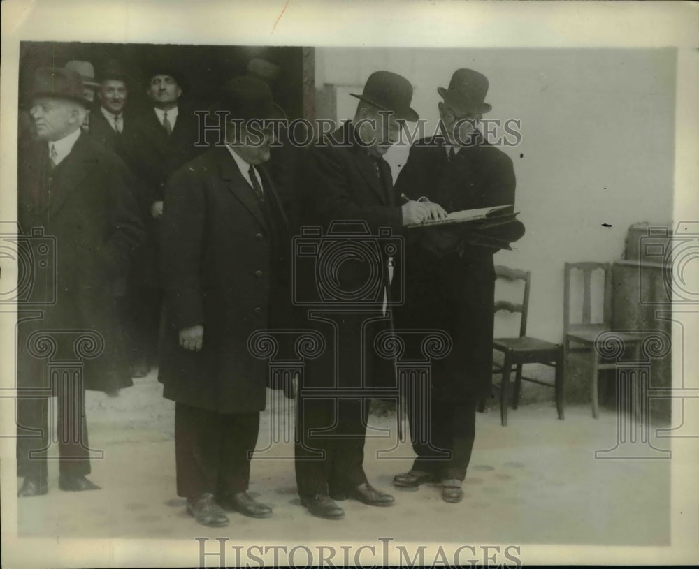 1930 Press Photo Ambassador Walter E. Edge, Dean Jean Lepine at Lyons University