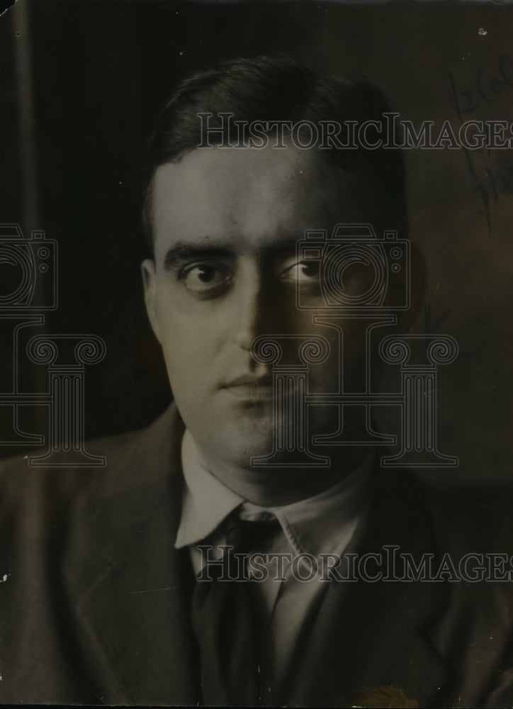 1921 Press Photo Albert Affle, writer - nex27880