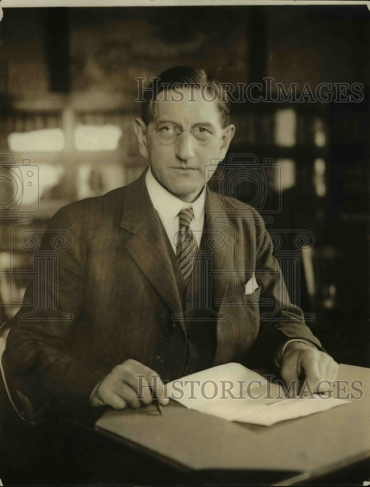 1925 Press Photo C.R. Aitchin of Oregon, Interstate Commerce Commission