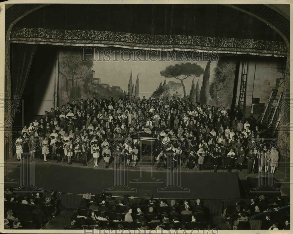 1926 Press Photo 240 piece Children's Orchestra of LA Calif schools