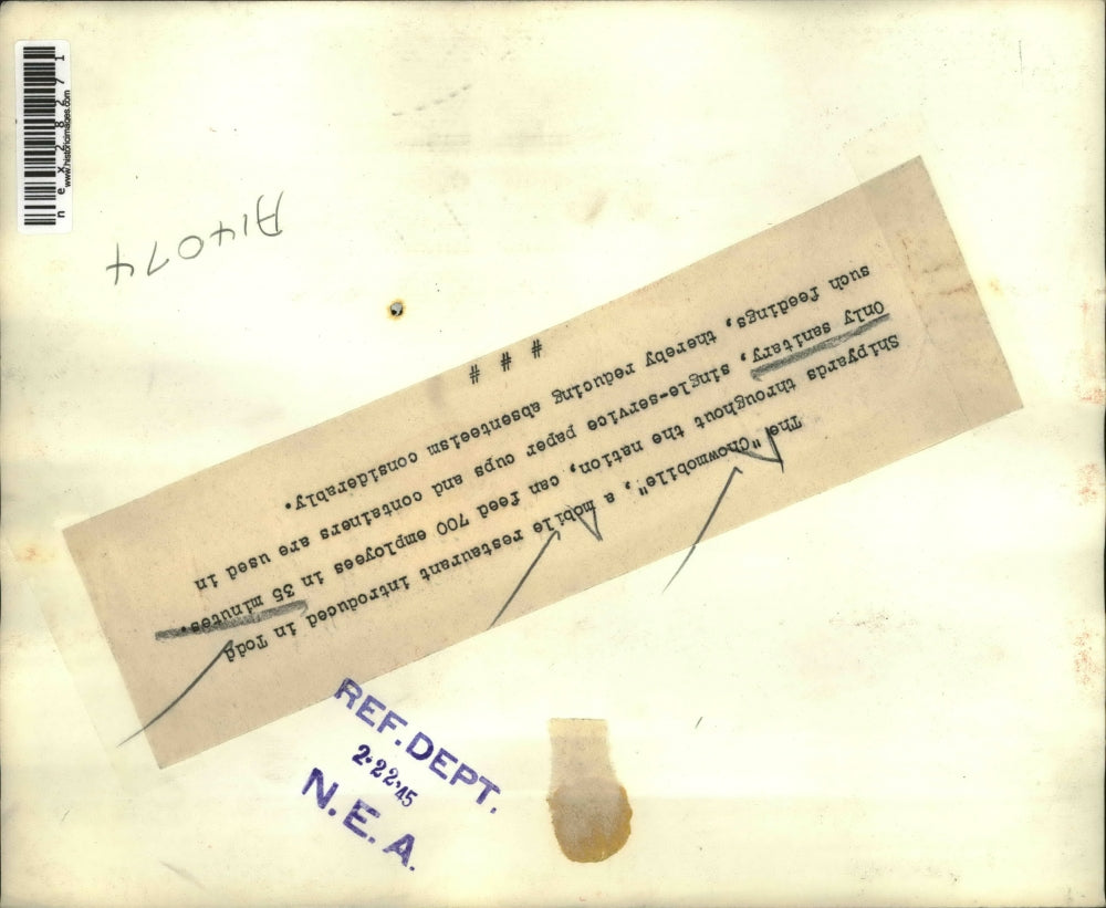 1945 Press Photo The Chowmobile restaurant at Todd Shipyards to feed workers