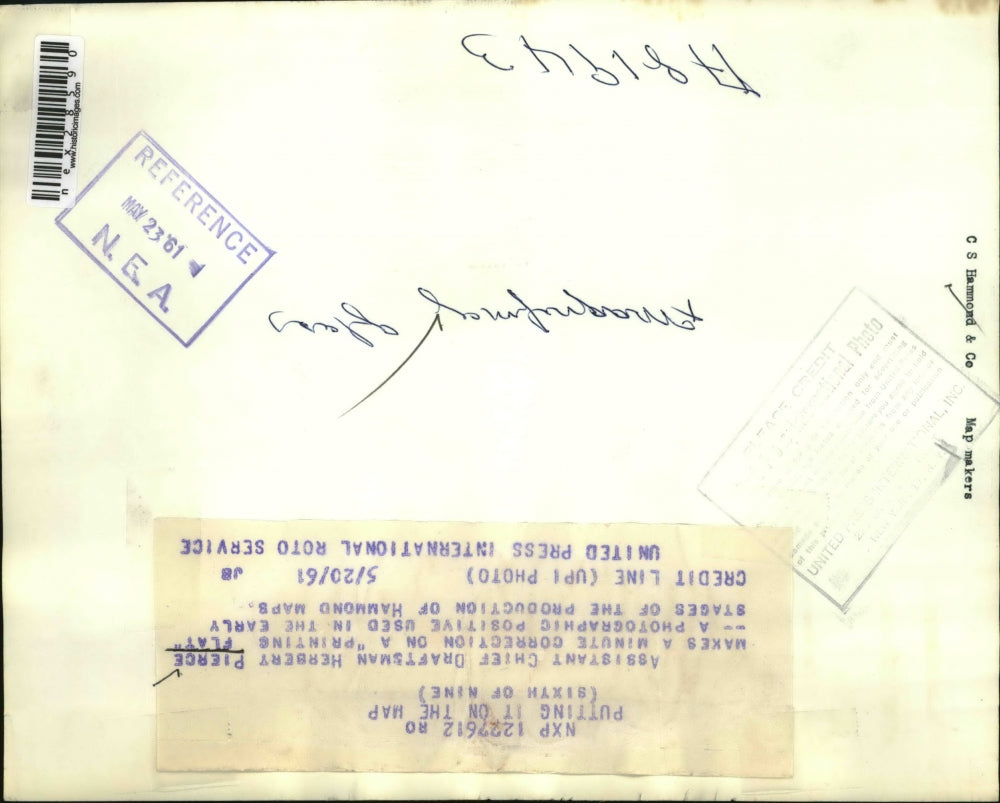 1961 Press Photo draftsman Herbert Pierce makes correction on Hammond Map