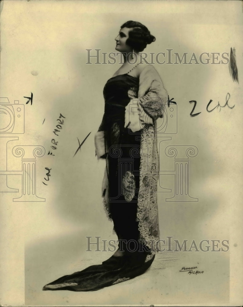 1937 Press Photo Clara Jacobo