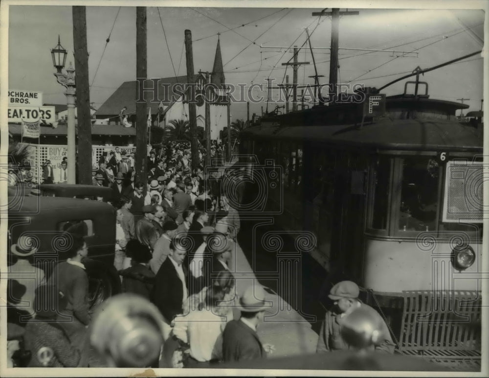 1934 Press Photo More than a score persons were injured in the collision of