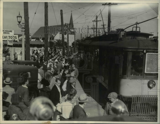 1934 Press Photo More than a score persons were injured in the collision of