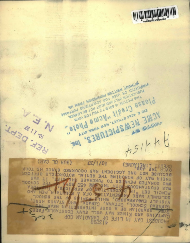 1937 Press Photo Fred Syms, guardian of a busy intersection near the Garneau