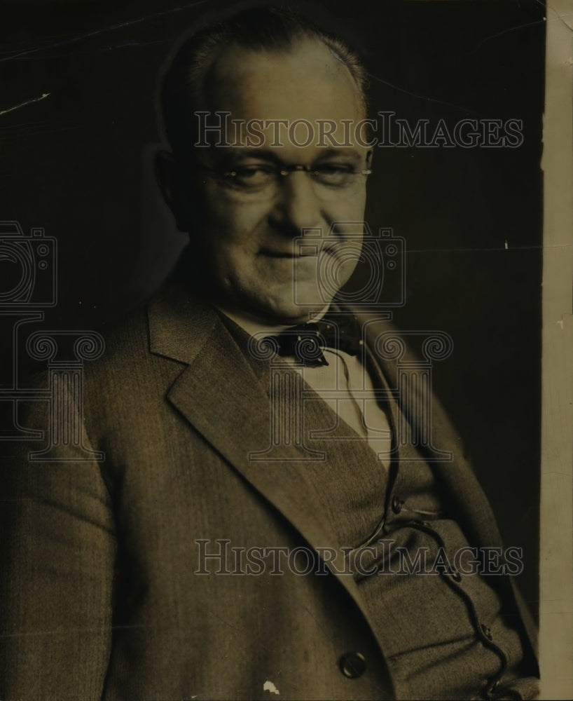 1924 Press Photo Victor LaZier, advertising man