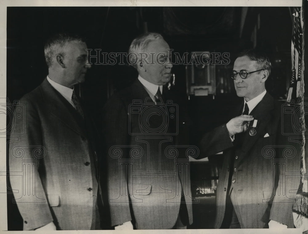 1929 Press Photo General Summerall, Secretary of War James W. Good and former