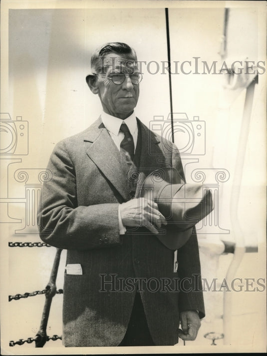 1933 Press Photo Veteran California mining man, Edwin B. D.