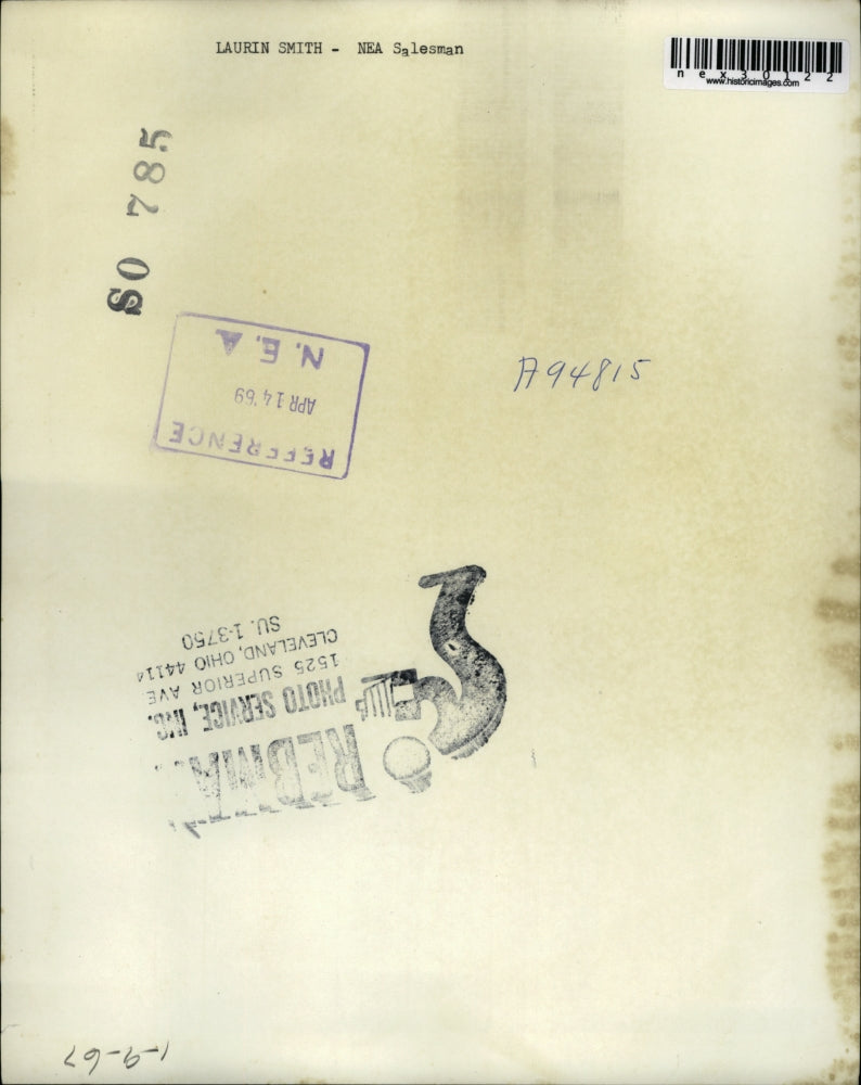 1969 Press Photo Laurin Smith - NEA salesman.
