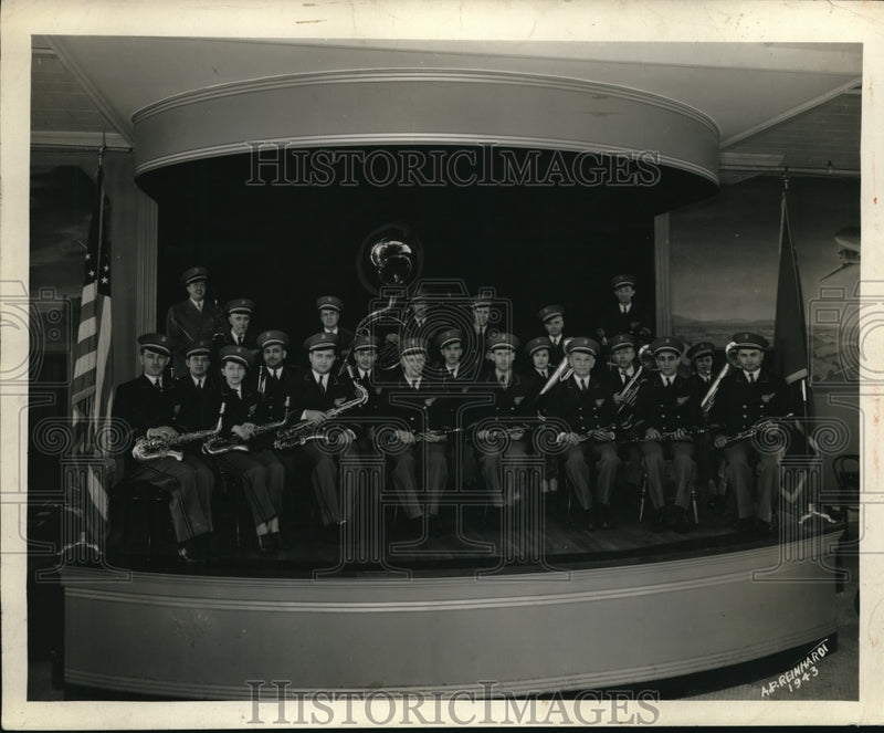 Load image into Gallery viewer, 1943 Press Photo The Weatherhead Band members with the director, Johnny Gower
