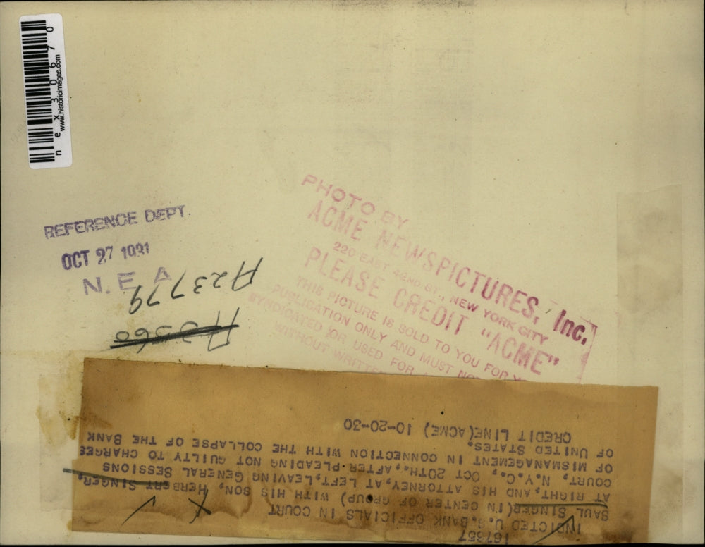 1930 Press Photo Saul Singer, son Herbert at NYC court mismanagement of bank