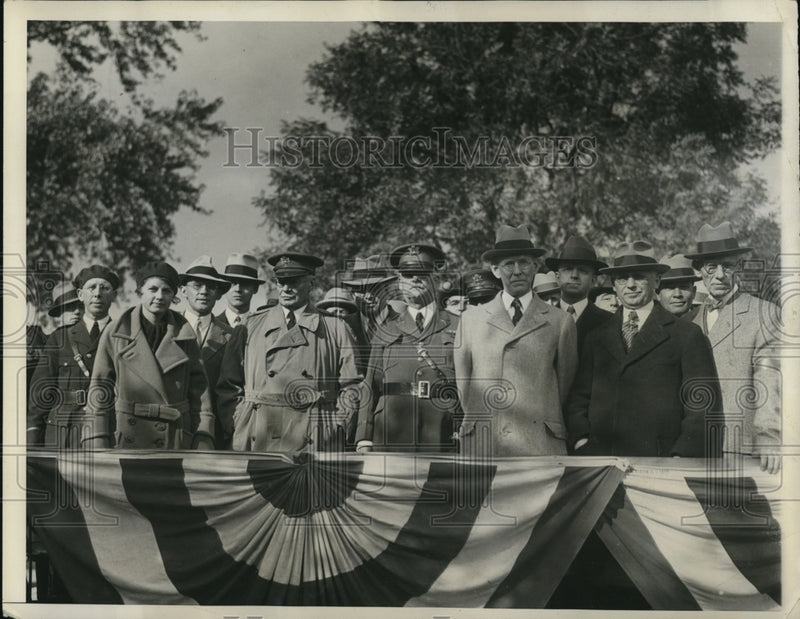 Load image into Gallery viewer, 1932 Press Photo Rev. Robert Williams, Dorothy Taylor, Robert M. Oberholtzer,
