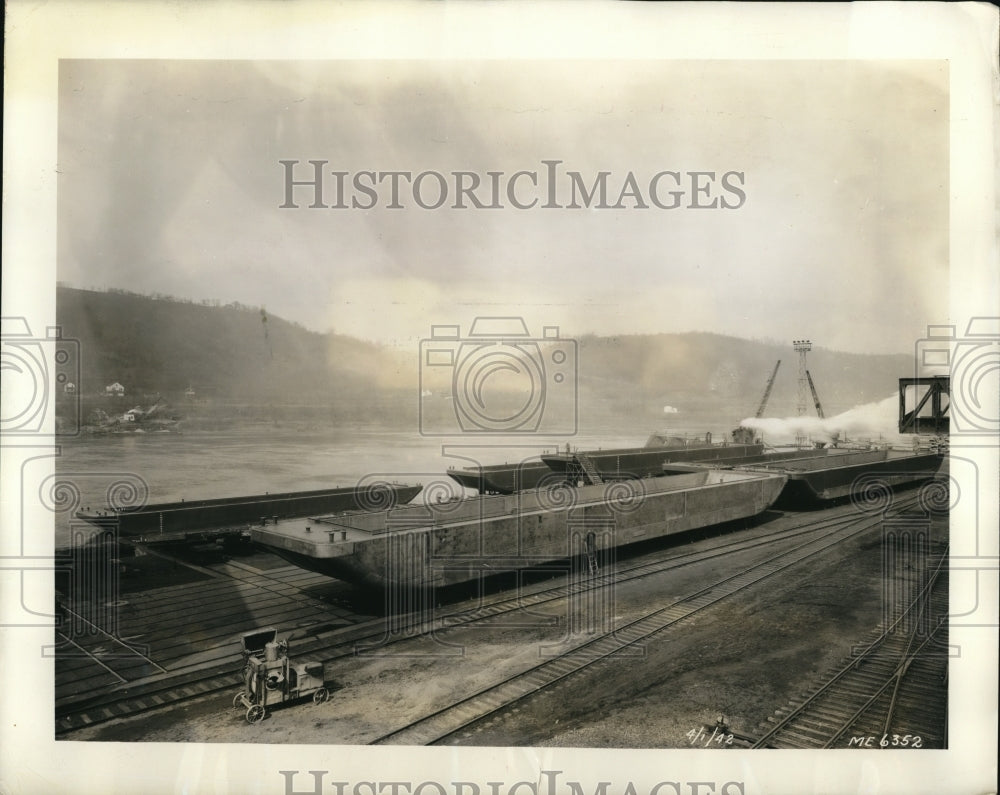1942 Press Photo Scene from the American Bridge Co, Pittsburgh, Pa