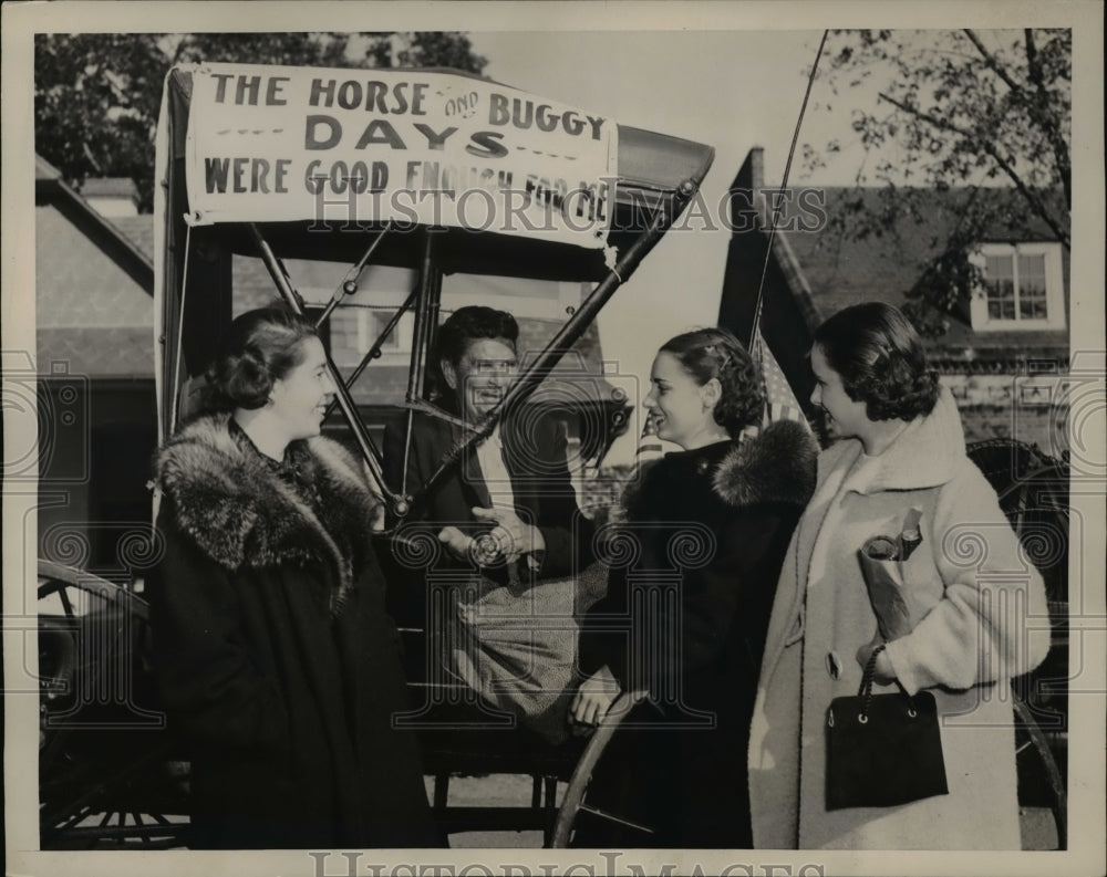 1936 Press Photo Lucy O'Leary, M Maffett, L Gordon, R Bierley campaigning