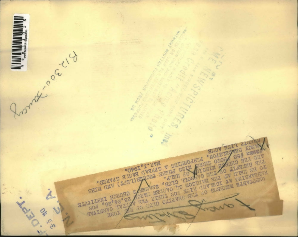 1940 Press Photo Phebe Tucker and Nancy Beadelston of Skating Club of New York