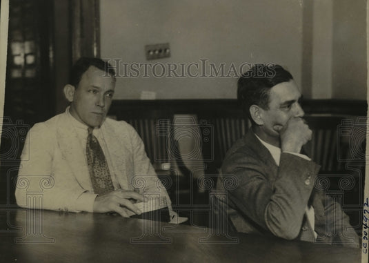 1935 Press Photo Thad Ator Felix Garcia Arrested Send A Dime Chain Letter Scam