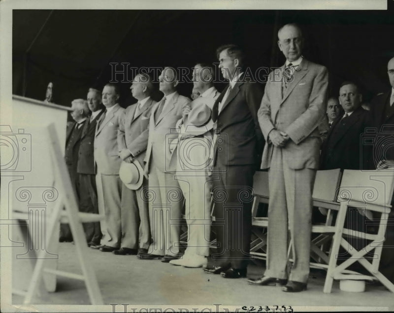 Load image into Gallery viewer, 1933 Press Photo Secretary Wallace Guest on Farm Day Century of Progress Expo
