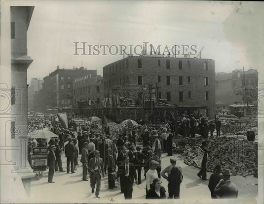 1935 Press Photo WPA Workers Demonstrating at Astor Housing Project
