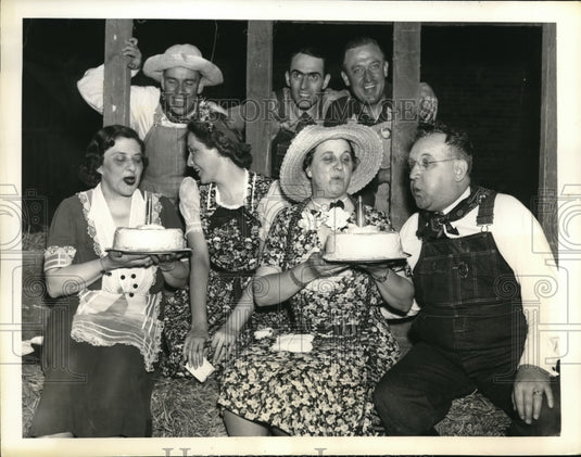 1938 Press Photo Mr. & Mrs. Thad Brown, Mrs. Lindsey, Mrs. Ralph Brewster, White