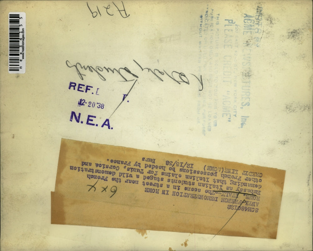 1938 Press Photo Street near the French Embassy as Italian students strike