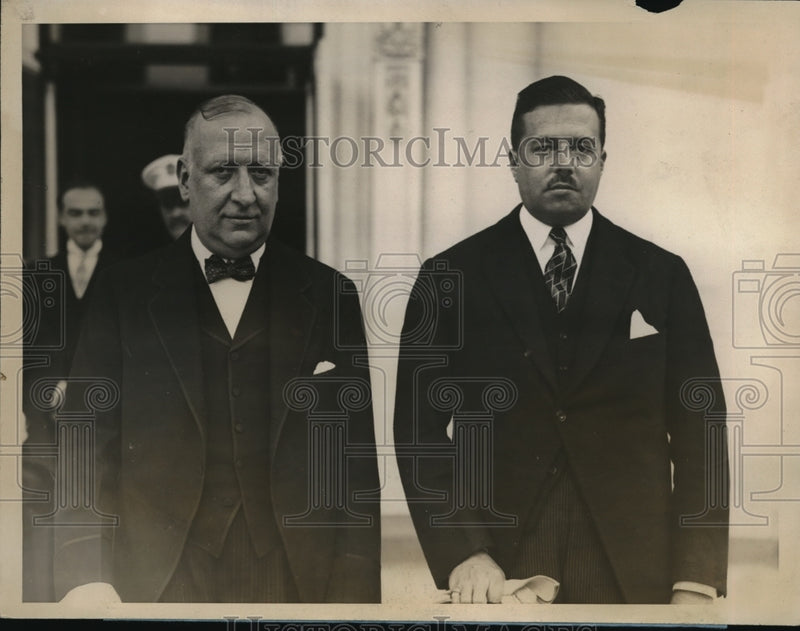 Load image into Gallery viewer, 1928 Press Photo Manuel E. Malbran with Assistant Secretary of State Francis
