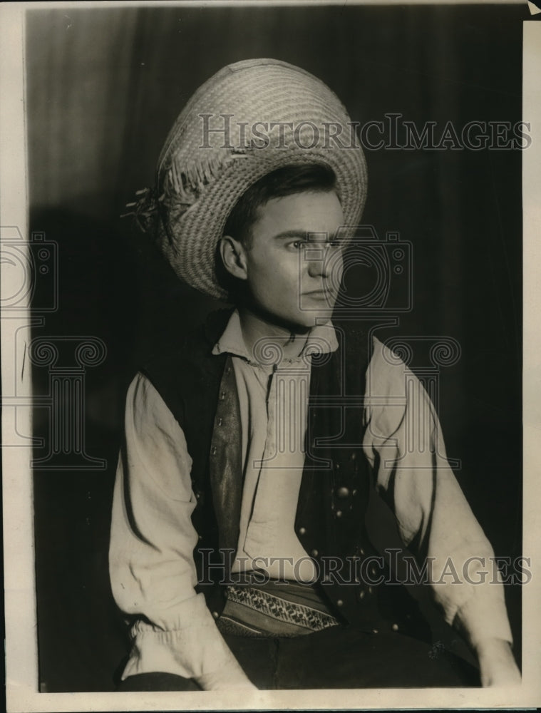 1928 Press Photo Gerald Harrington Plays Pablo in Fiesta at Harvard