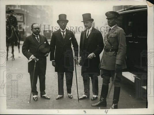 1928 Press Photo President Charles King, C.W. Dresselhuys and Colonel T. Elwood