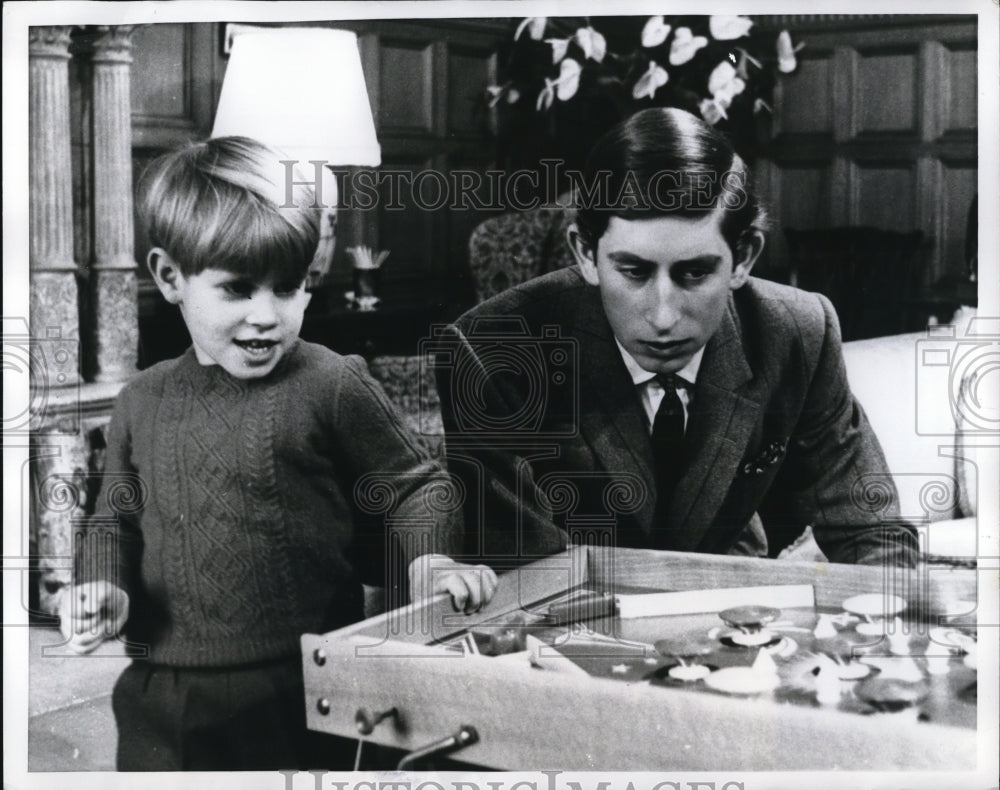 1969 Press Photo London Prince Charles watching Prince Edward play war games