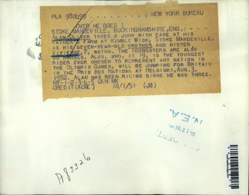 1951 Press Photo Alan Oliver takes a Jump with his Brother and Sister Vivienne