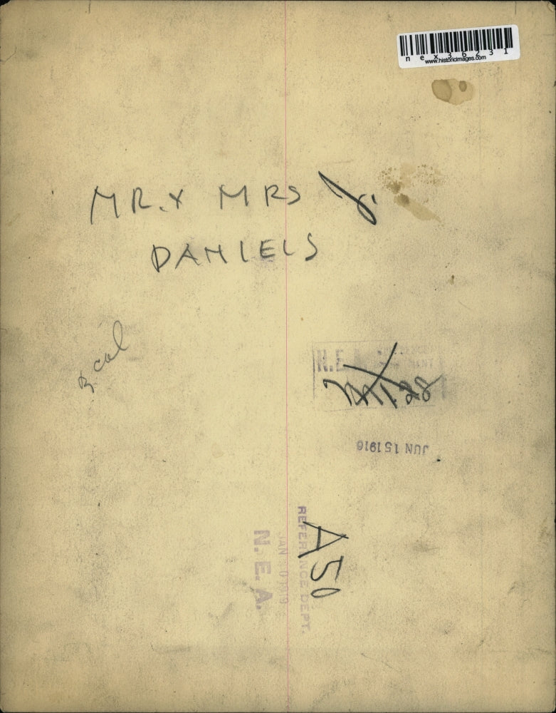 1916 Press Photo J. Daniels & Wife