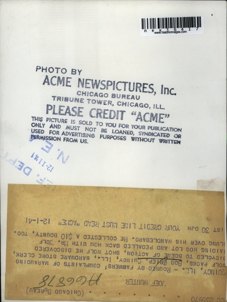 1941 Press Photo Bob Griep Hardware Store Clerk Bicycled To Scene Of Action