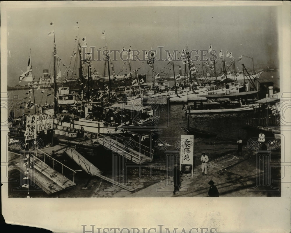 1930 Press Photo Yachts Decorated for Japanese Naval Maneuvers of Kobe