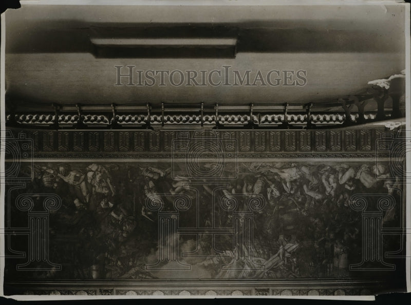 Load image into Gallery viewer, 1930 Press Photo The King in Royal Gallery of House of Lords
