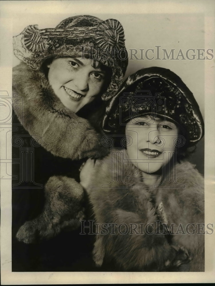 1923 Press Photo Miss Dorothy Koch and Margie Withrow who saved Koch