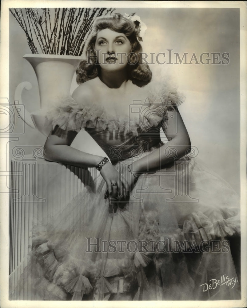 1941 Press Photo Vivian Della Chiesa of NBC