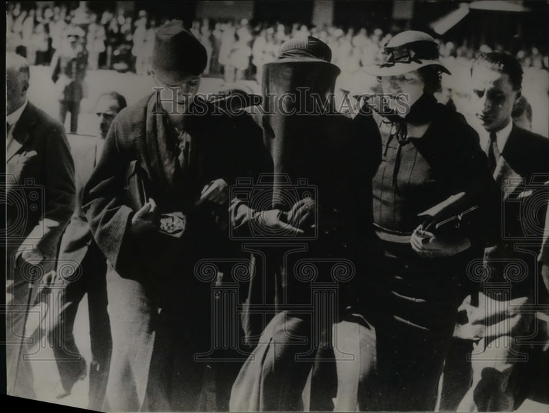 Load image into Gallery viewer, 1936 Press Photo funeral of m Zaimis
