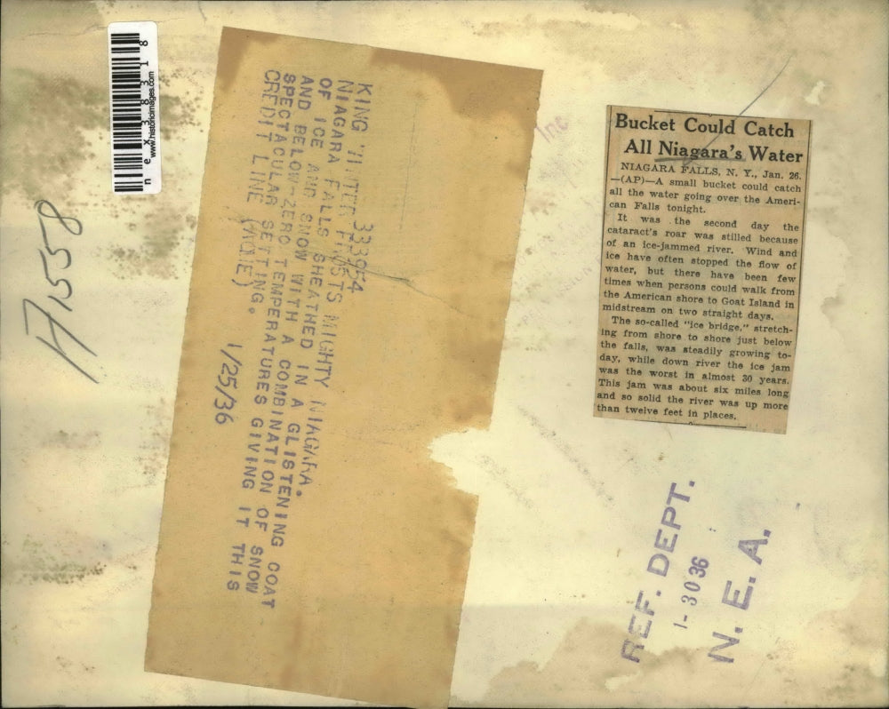 1936 Press Photo Niagara Falls frozen in ice in below zero temps