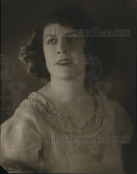 1923 Press Photo Mary Vittitoe realty salesgirl in America