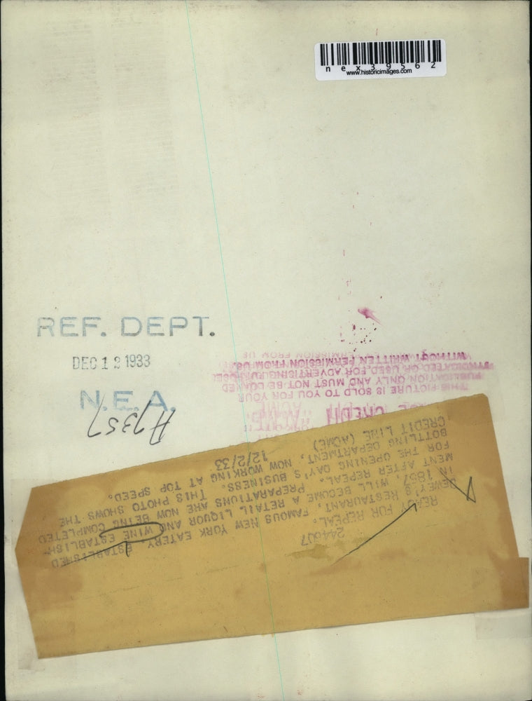 1933 Press Photo Deweys Restaurant to Sell Retail Wine and Liquor in New York