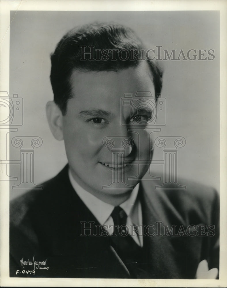 1938 Press Photo Everett Mitchell on Firestone Voice of the Farm Radio Program